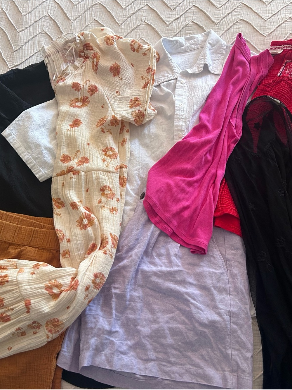 7 pc lot - M/L - read more